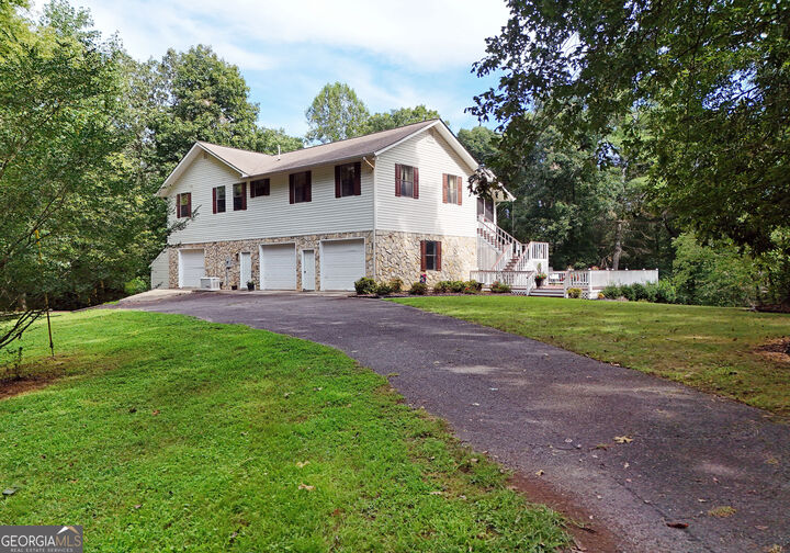 Property Photo: 409 Johnson Mill Road GA 30536