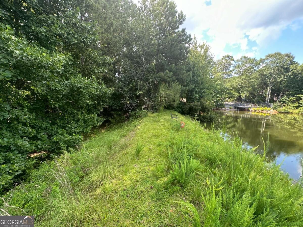 Property Photo: 2585 Westchester Way SE GA 30013
