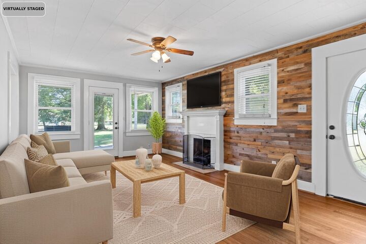 Property Photo:  316 Hodges Street Street  AL 35768 