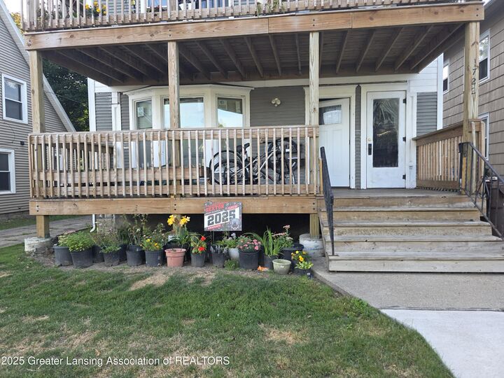 Property Photo: 1722 S Washington Avenue MI 48910