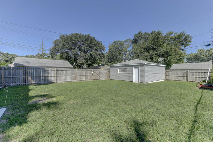 Property Photo:  1615 175th Street  IN 46324 