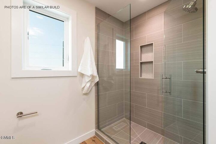 Property Photo: 5813 Davies Drive ND 58503