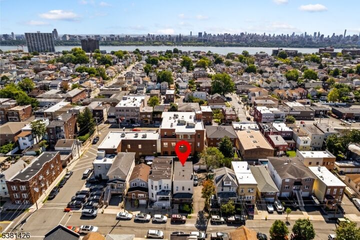 Property Photo:  46 Grant St  NJ 07022 