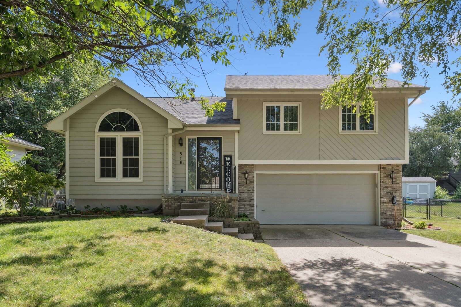 Property Photo: 510 NW 3rd Street IA 50111