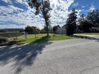 Property Photo:  282 E Newell Street  FL 34787