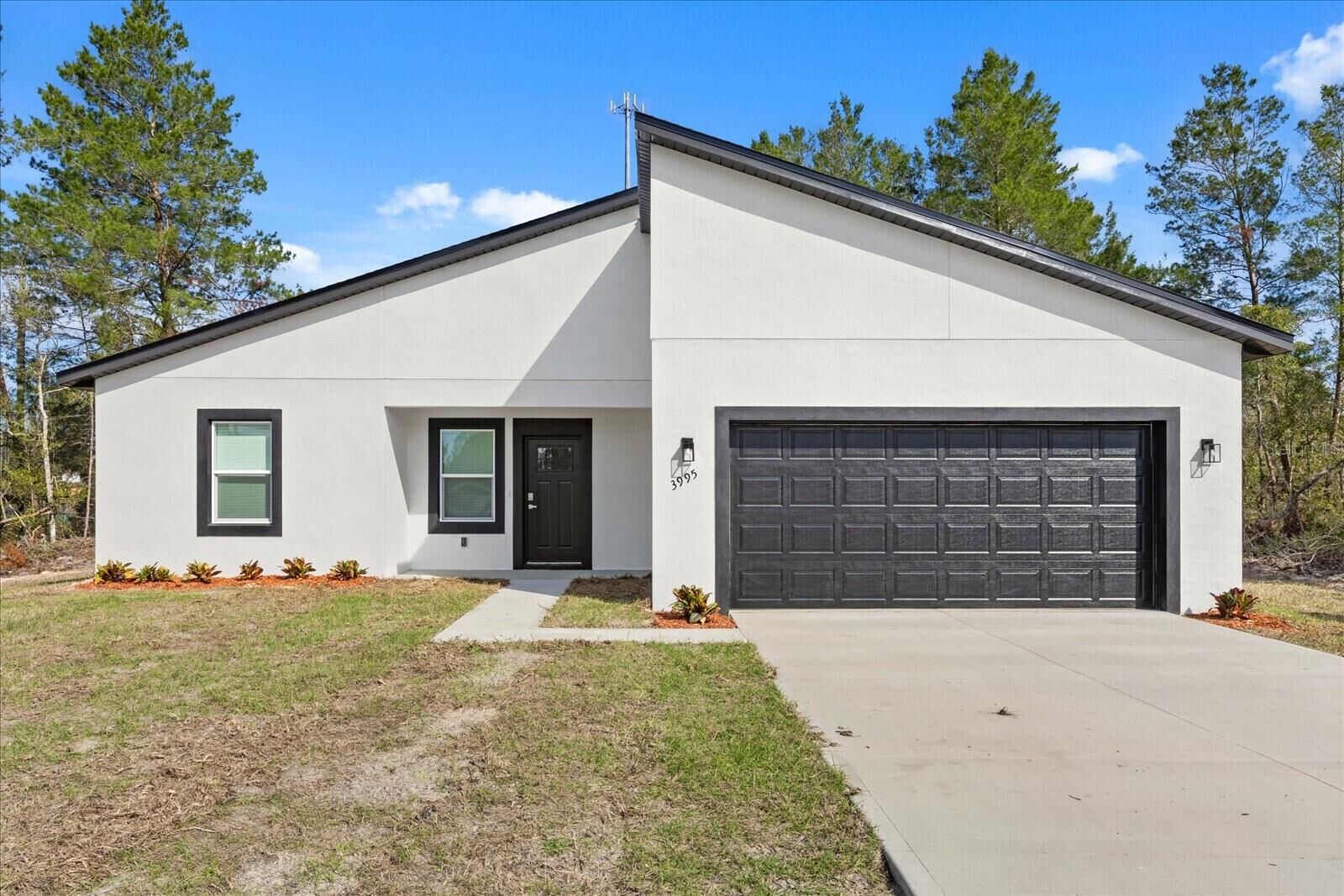 Property Photo:  3995 SW 151st Street  FL 34473 