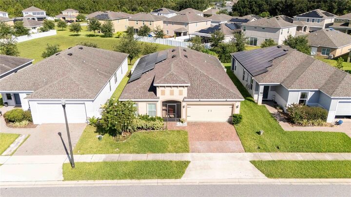 Property Photo: 815 Montgomery Way FL 33897