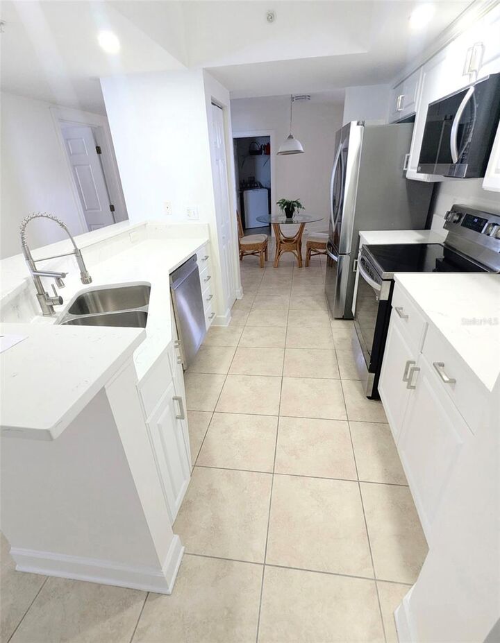 Property Photo:  3311 S Atlantic Avenue 604  FL 32118 