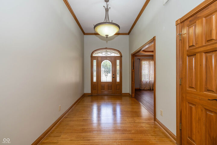 Property Photo: 2037 Aspen Drive IN 46123