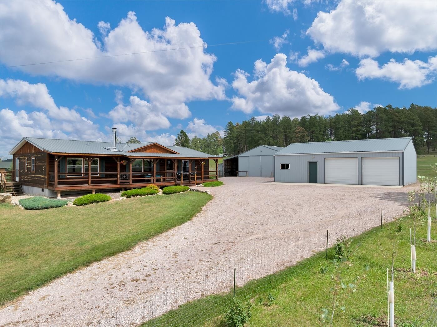 Property Photo: 25420 Sidney Park Road SD 57730