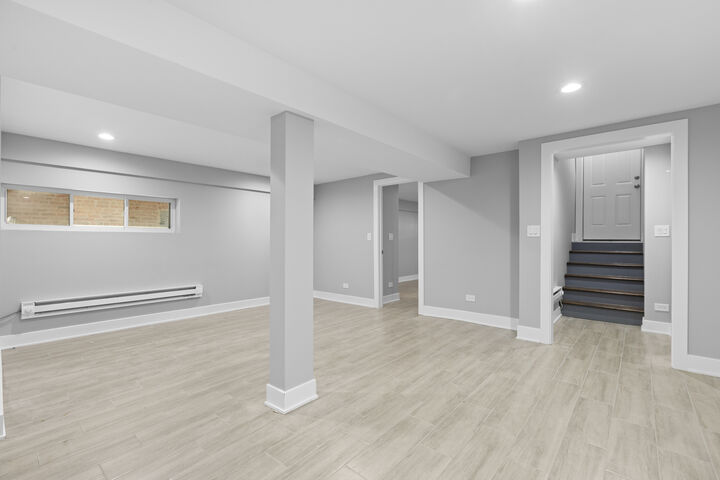 Property Photo: 8422 S Yates Boulevard Gn IL 60617