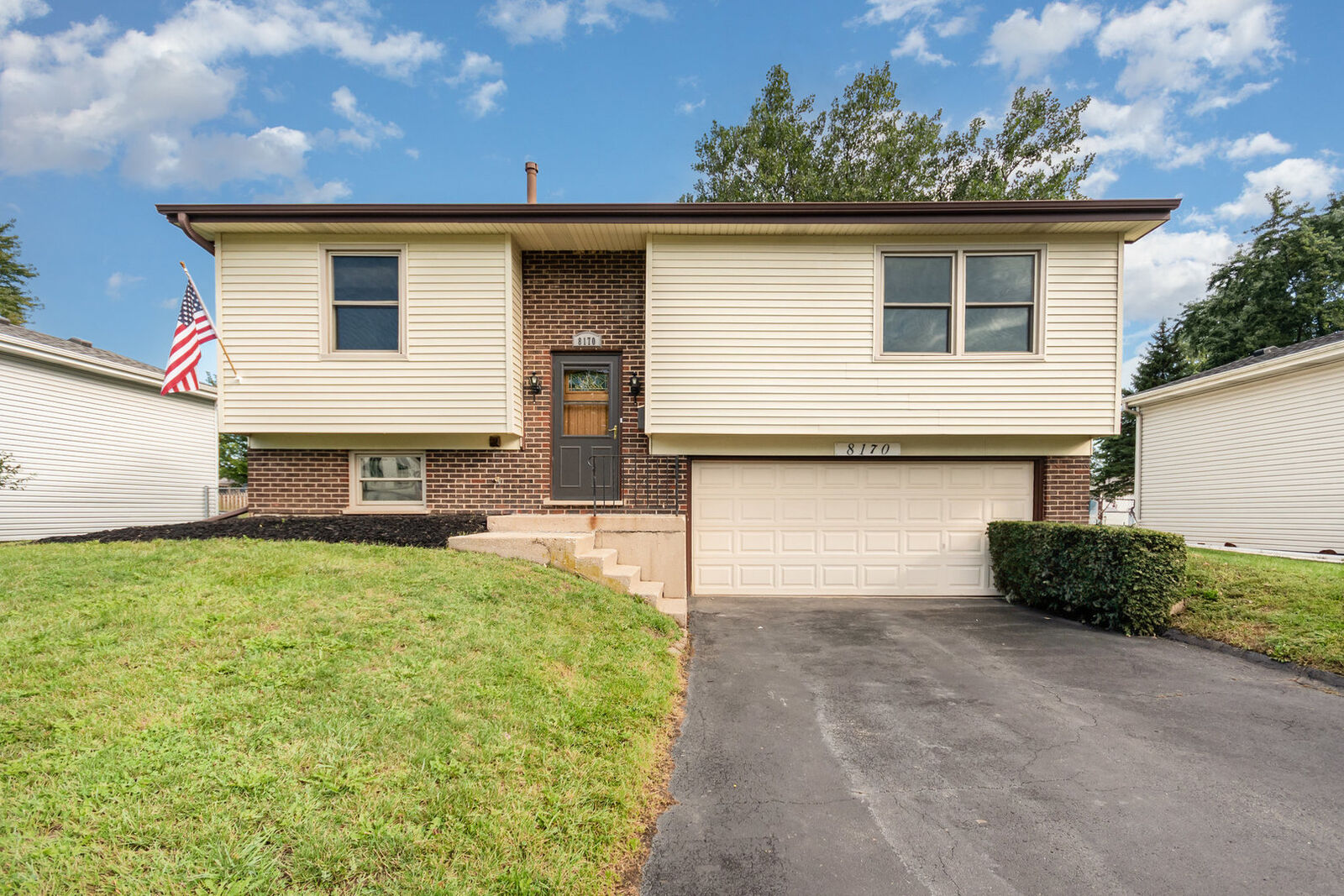 Property Photo:  8170 Northway Drive  IL 60133 