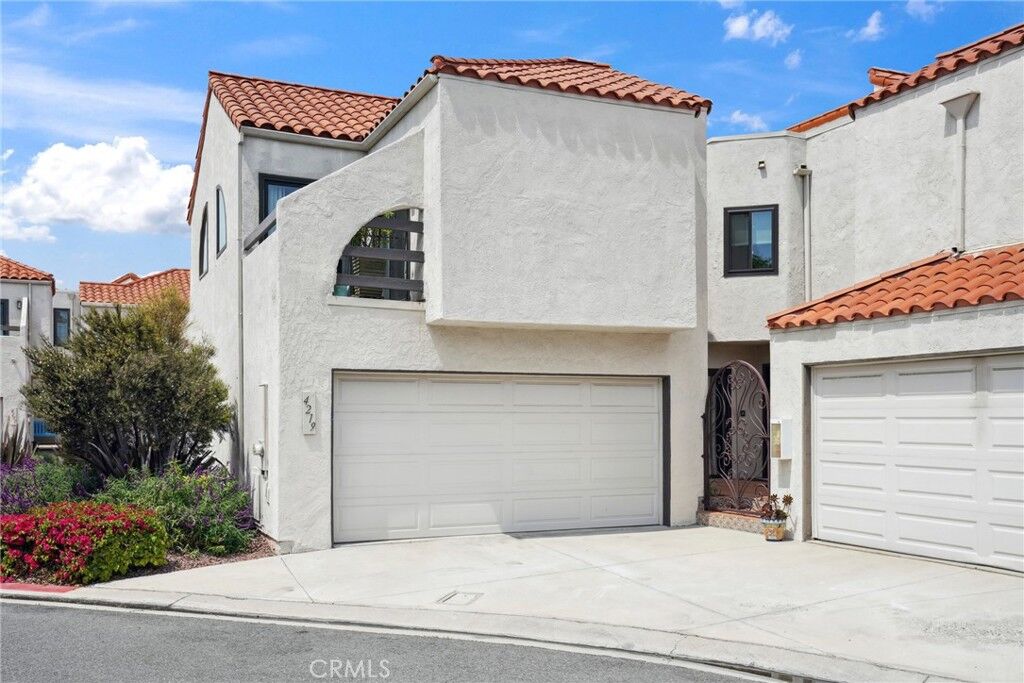 Property Photo: 4219 Andros Circle CA 92649