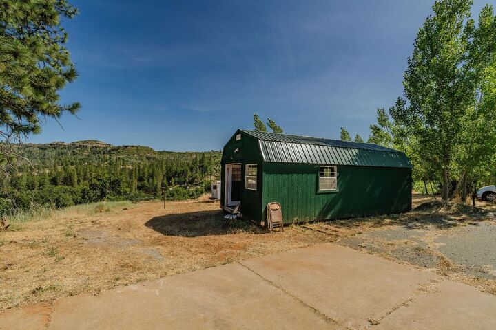 Property Photo: 8133 West Old Emigrant Trail CA 95246