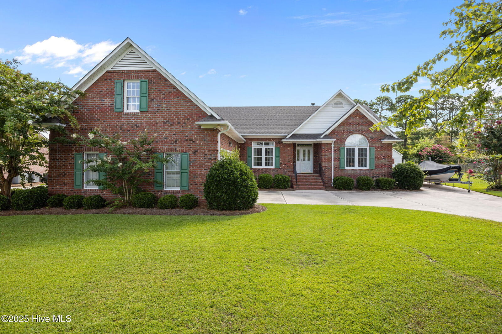 Property Photo: 906 Runaway Bay NC 28562