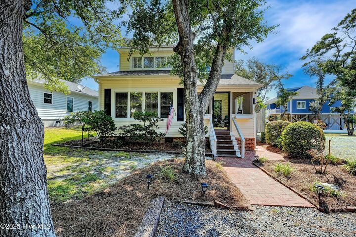 Property Photo: 122 SE 2nd Street NC 28465