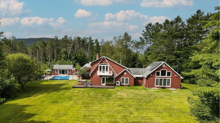 Property Photo:  7 Pine Ridge Road  VT 05489 