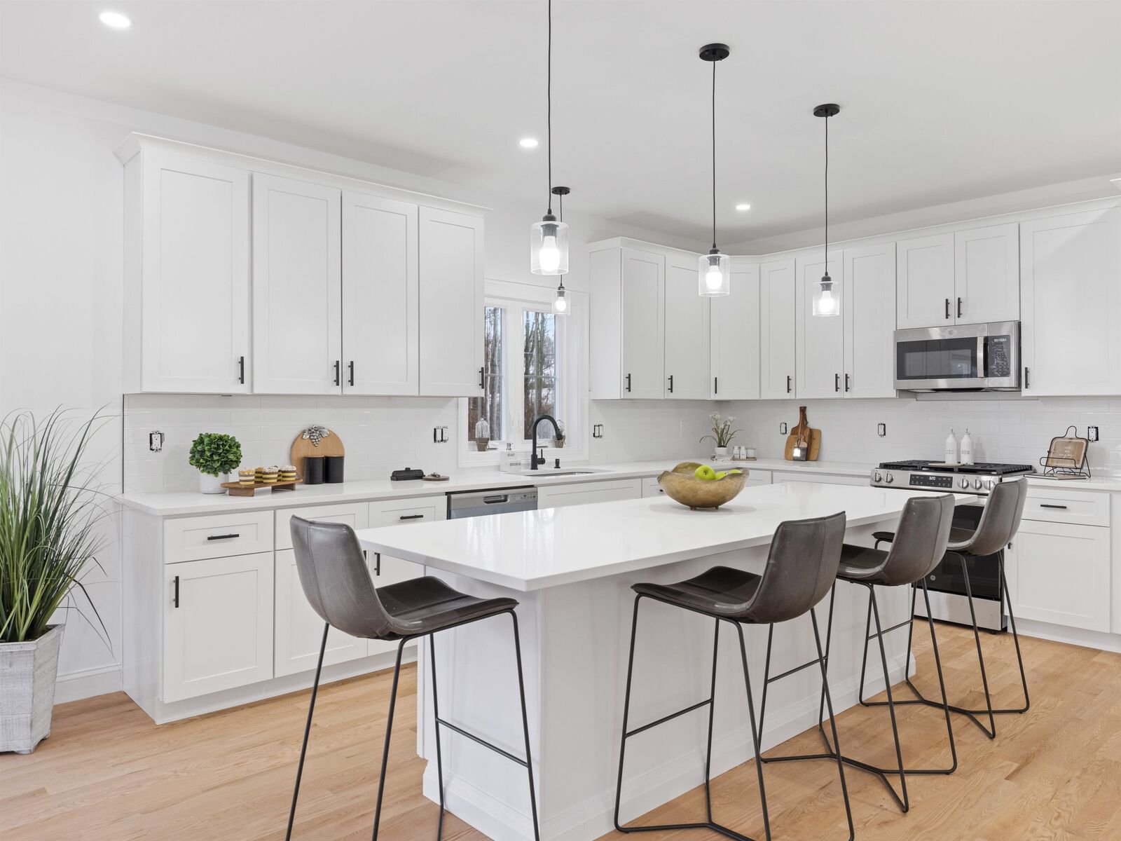 Property Photo: 18 Horizon Way NH 03865