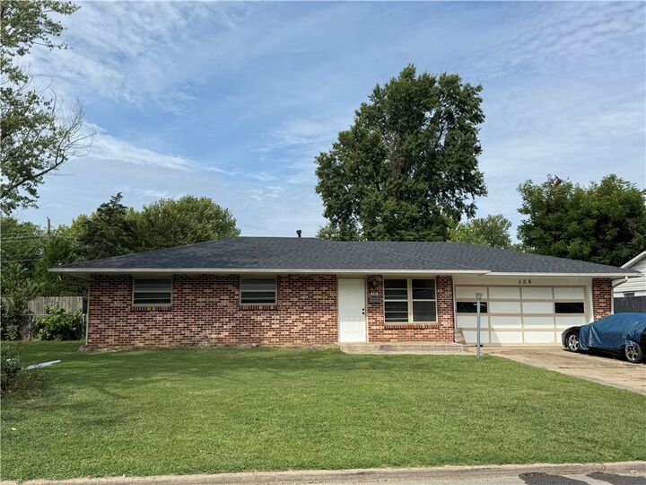506 Dyer Street  Springdale AR 72762 photo