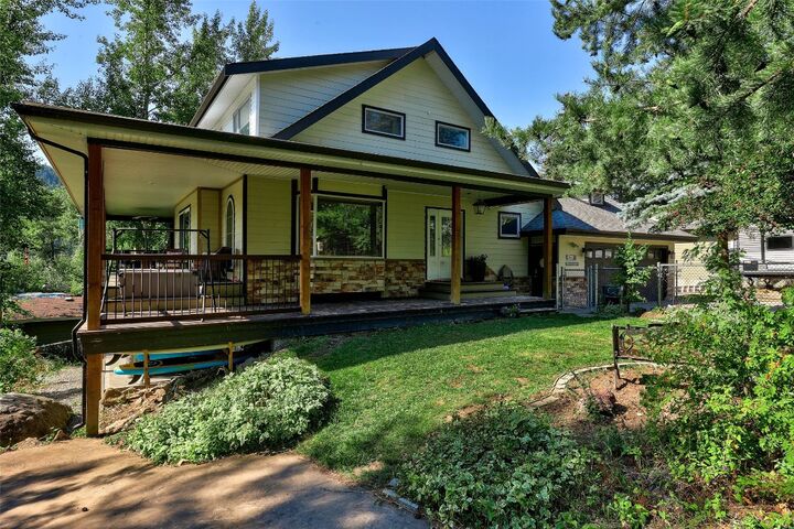 Property Photo:  3060 Maquinna Road  BC V0E 3E1 