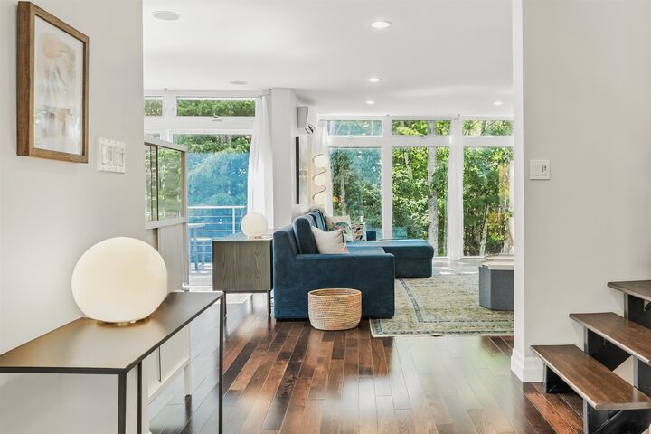 Property Photo:  10 Lupin Lane  PE C1E 2T3 