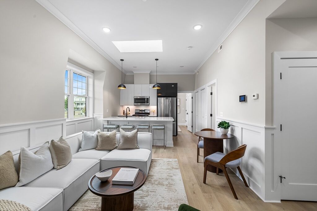 Property Photo: 115 Thurston Street G MA 02145
