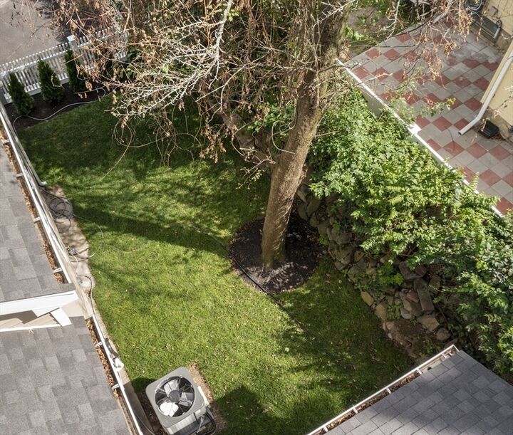 Property Photo:  7 Sawyer Crt  MA 02148 