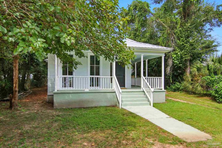 1215 N U St  Pensacola FL 32505 photo