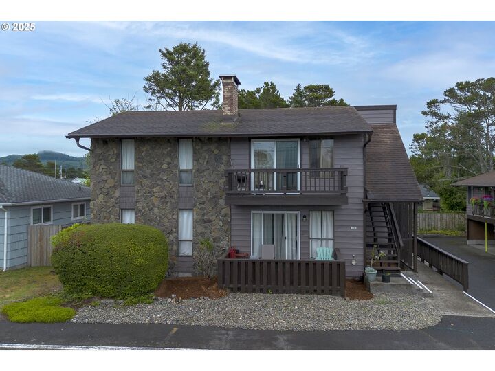 1265 S Beach Dr  Seaside OR 97138 photo
