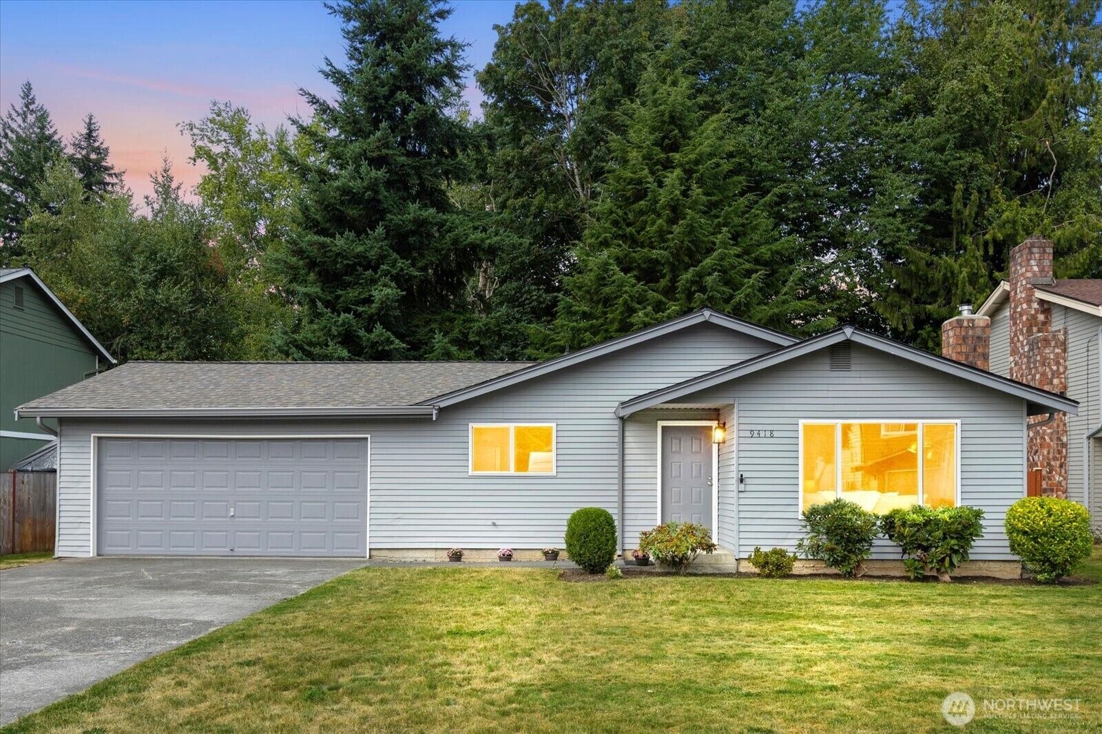 Property Photo: 9418 55th Drive NE WA 98270