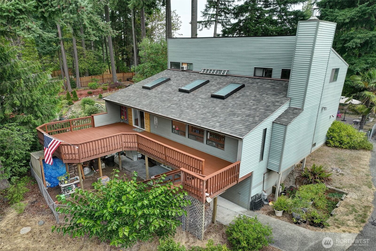 Property Photo: 3603 W Tapps Drive E WA 98391