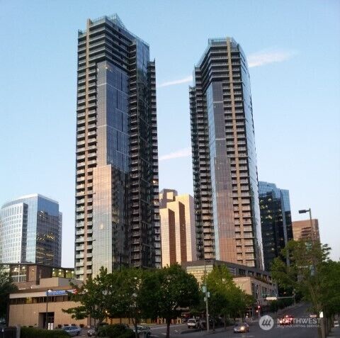 Property Photo: 500 106th Avenue NE 2109 WA 98004