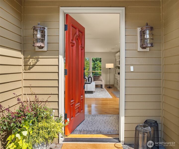 Property Photo: 1654 180th Avenue NE WA 98008