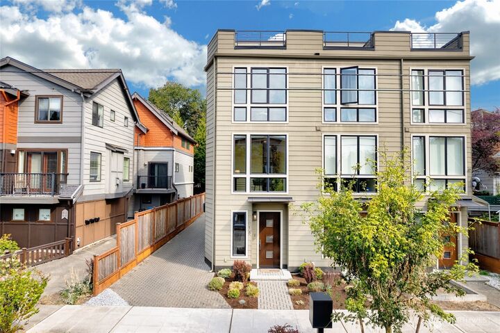 Property Photo:  618 N 49th Street  WA 98103 