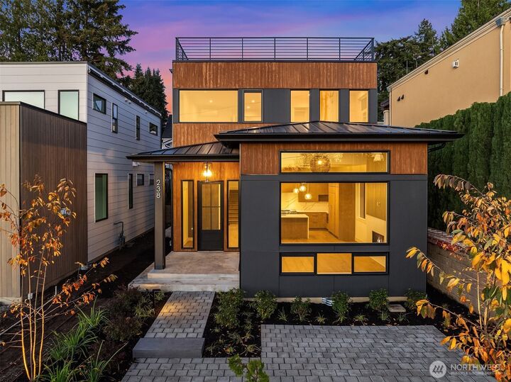 238  5th Avenue W  Kirkland WA 98033 photo