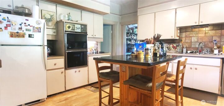 Property Photo: 932 & 938 Birch Bay Lynden Road WA 98264