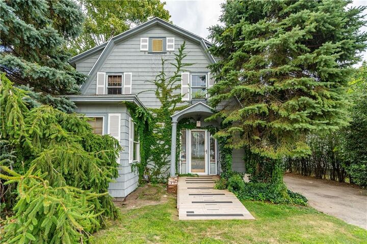 Property Photo: 1052 Post Road RI 02888