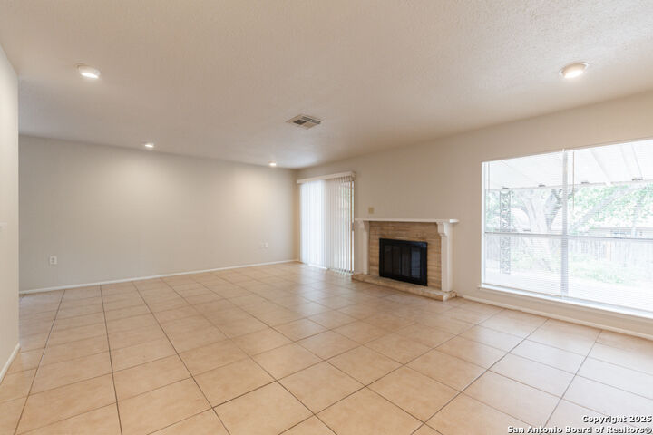 Property Photo: 5955 Oak Run TX 78247
