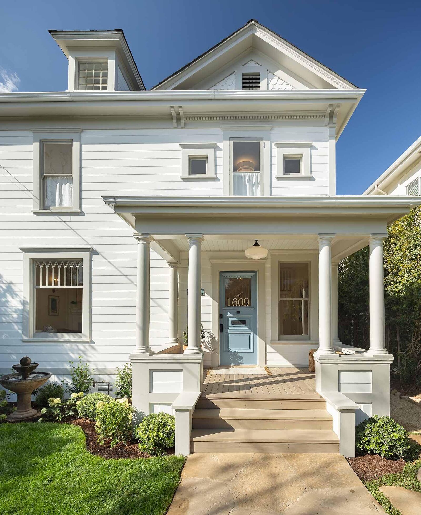 Property Photo: 1609 Garden Street CA 93101