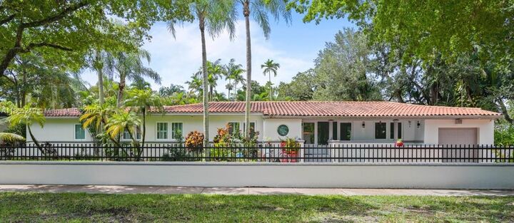 Property Photo: 1436 Mantua None FL 33146