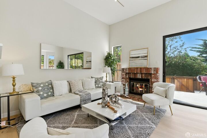 Property Photo:  91 Crown Circle  CA 94080