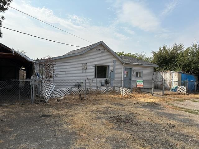 Property Photo: 5008 E 5th Ave WA 99212