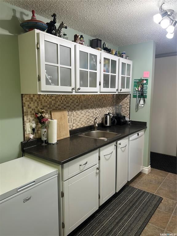 Property Photo: 111 Wedge Road 215 SK S7L 6S8