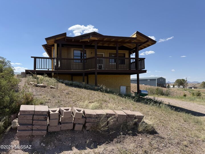 Property Photo: 8 Chula Court AZ 85637