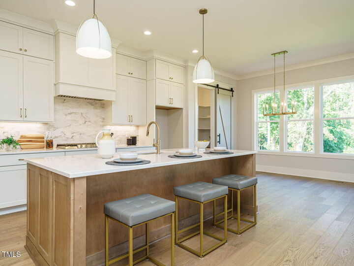 Property Photo: 908 Shiloh Hills Drive NC 27526