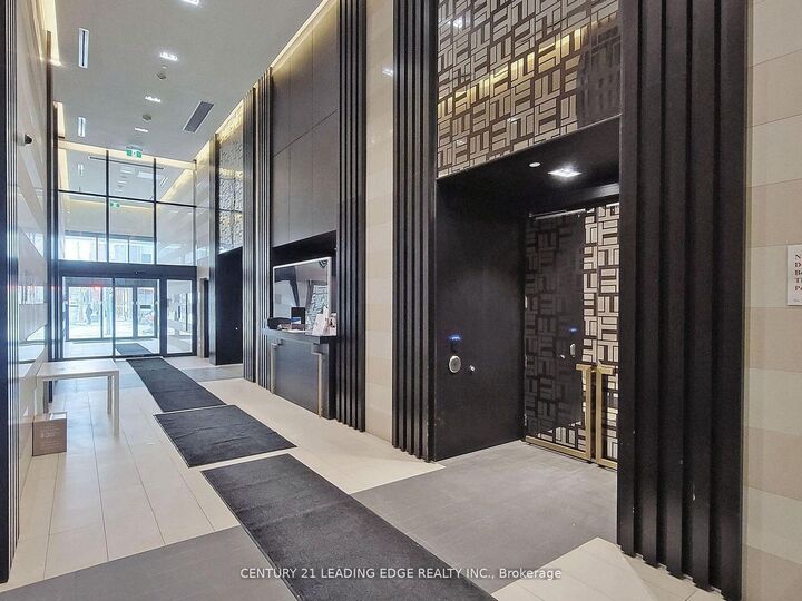 Property Photo: 501 Yonge Street 1009 ON M4Y 0G8