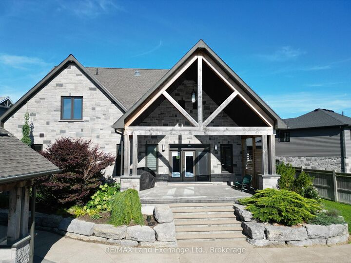Property Photo:  24 Lakefield Drive  ON N2Z 2N8 