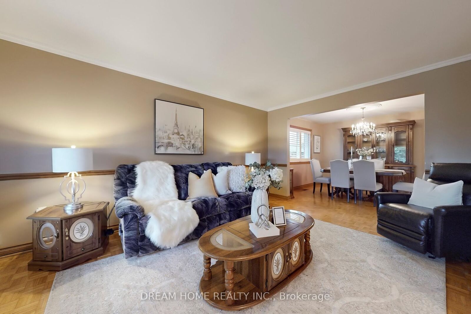 Property Photo: 7737 Mount Carmel Boulevard ON L2H 2Y3