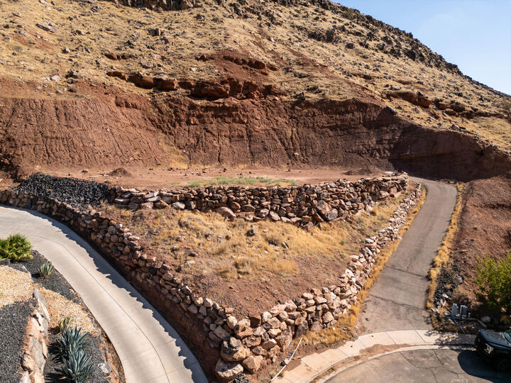 Property Photo: 2098 Franklin Drive Dr UT 84780