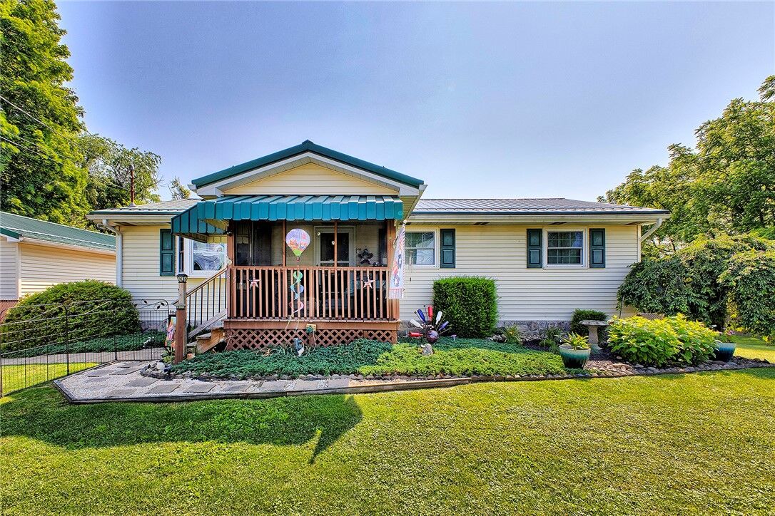 Property Photo:  354 Moween Road  PA 15681 